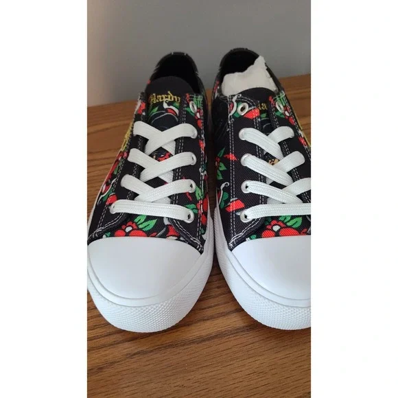 Ed Hardy Sneakers - Black and Red - Picture 1 of 6